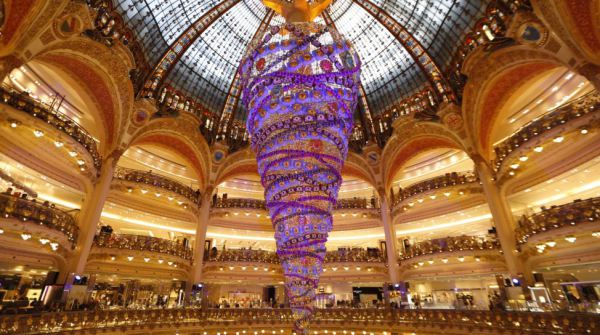 albero di natale - Galleries-Lafayette-di-Parigi-Francia